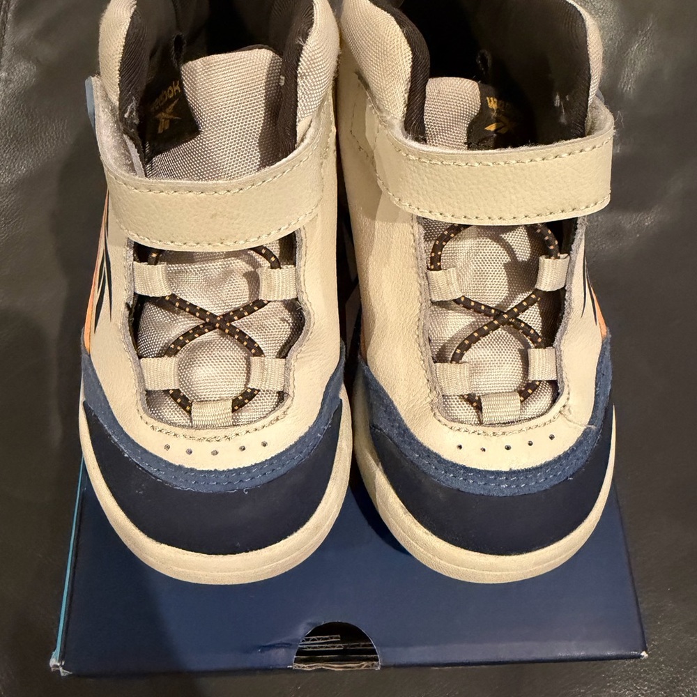 Weebok Sneakers PS 10C